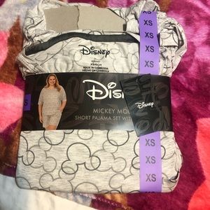 Brand new pajamas set